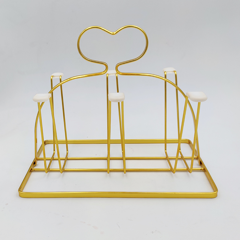 RSSJ005創(chuàng)意愛(ài)心鍍金杯架